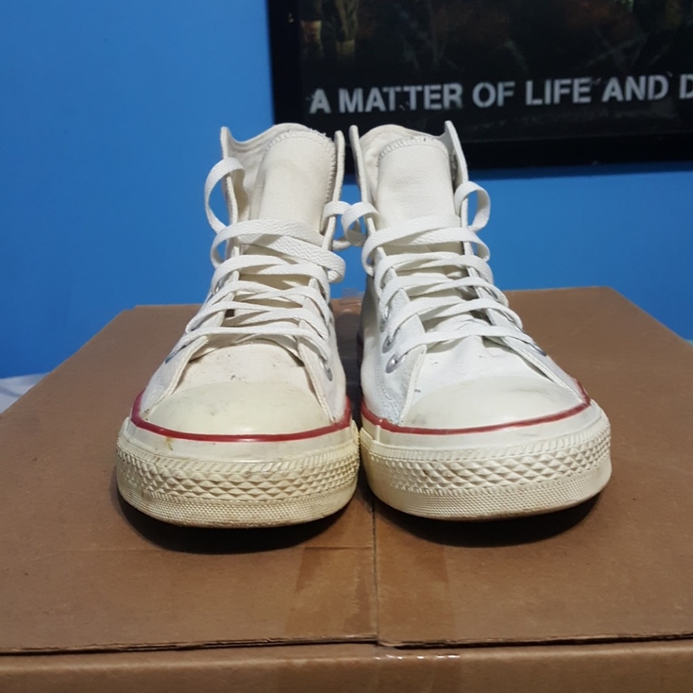 Vtg Aesthetic 90's Converse Chuck Taylors Size 7.5